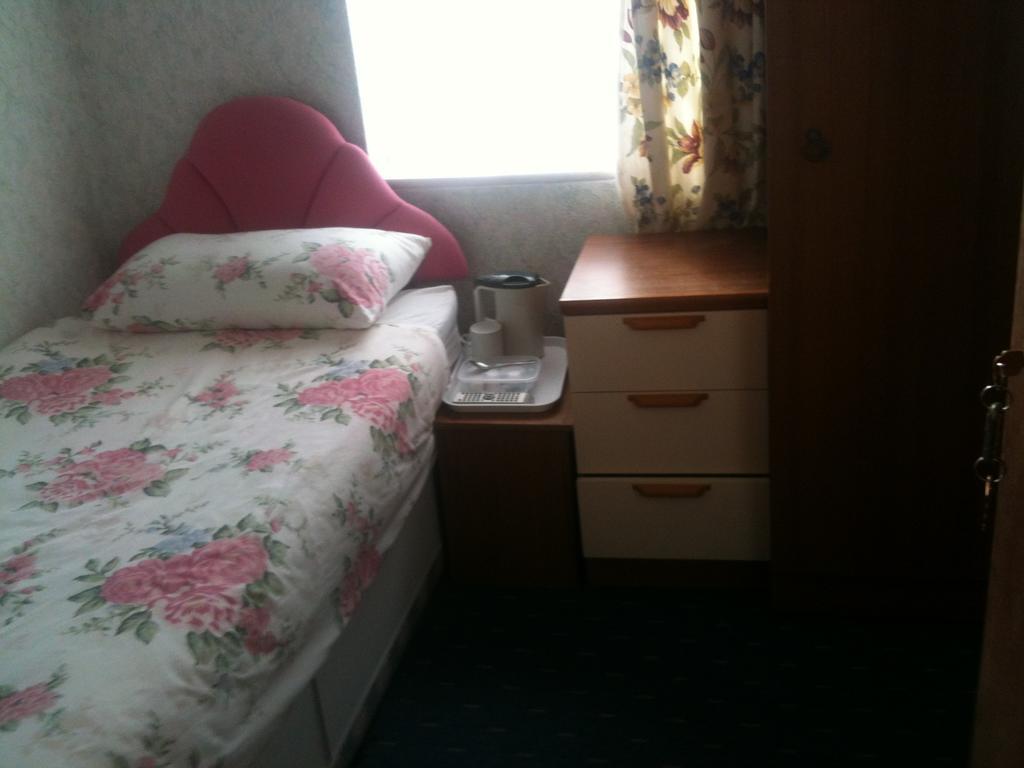 Hotel Victoria Грейт-Ярмут Номер фото